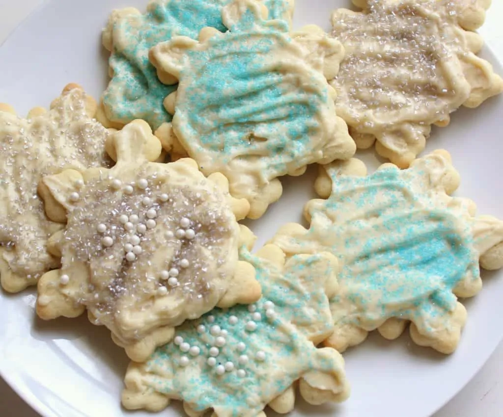 low FODMAP sugar cookies and buttercream frosting - gluten free, lactose free