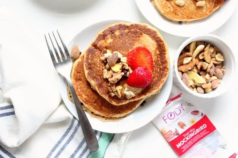 Low FODMAP Pancakes with Crunchy Trailmix Topping
