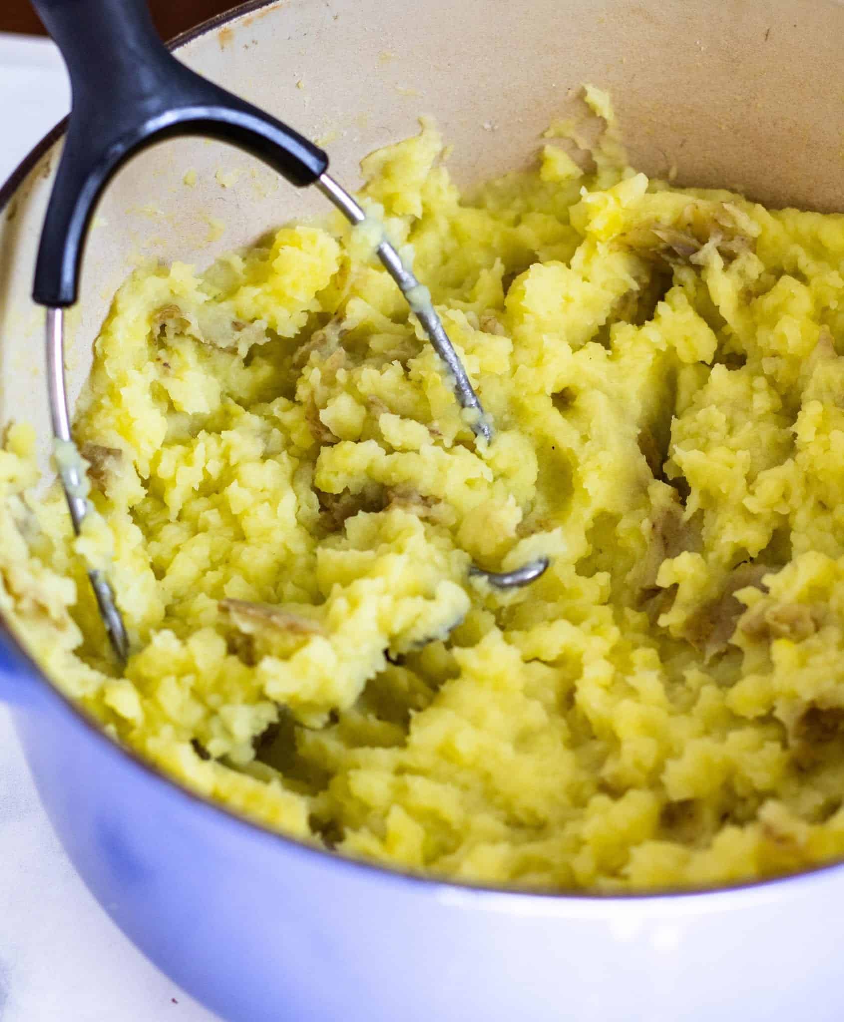 Low FODMAP Olive Oil Mashed Potatoes #lowfodmaprecipe #oliveoil #mashedpotatoes #dairyfreethanksgiving #lowfodmapside